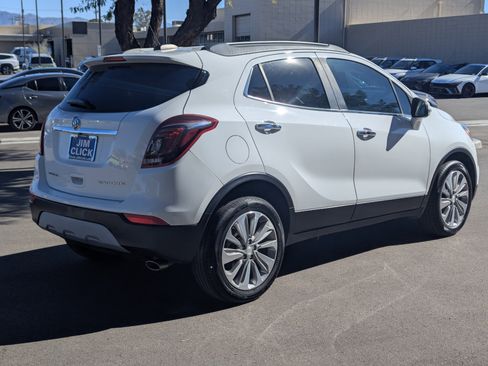 Used 2018 Buick Encore Preferred image 2