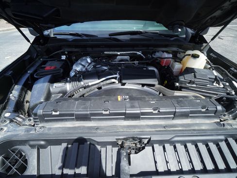 Used 2024 GMC Sierra 3500 AT4 AWD/4WD image 10