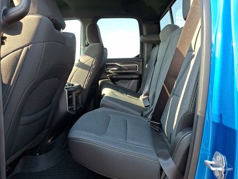 Used 2022 RAM 1500 Big Horn AWD/4WD image 10