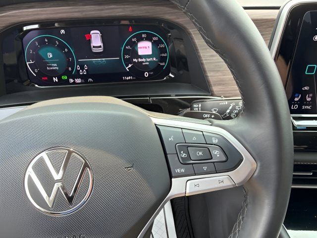 Certified 2026 Volkswagen Atlas SEL Premium R-Line AWD/4WD image 15