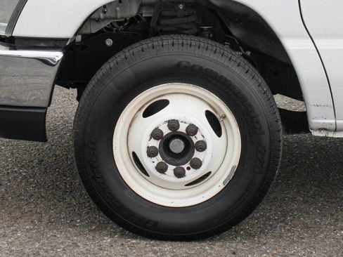 Used 2014 Ford E-350 and Econoline 350 Super Duty w/ Power Windows & Locks Group image 33