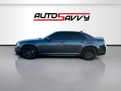 Used 2020 Chrysler 300 S w/ 300S Premium Group RWD image 4