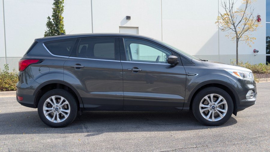 Used 2019 Ford Escape SE AWD/4WD image 2