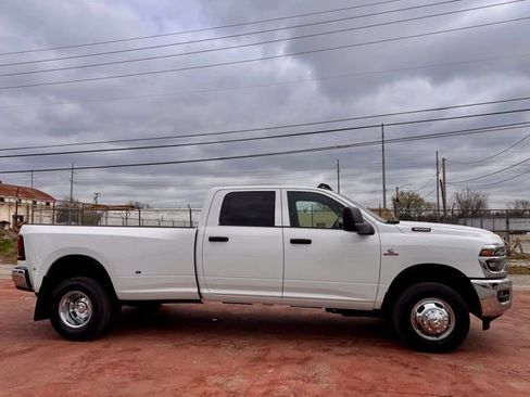 New 2026 RAM 3500 Tradesman w/ Chrome Appearance Group A image 4