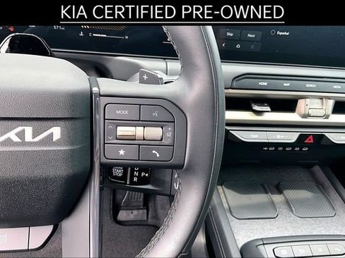 Used 2027 Kia Telluride S w/ Towing Package FWD image 17