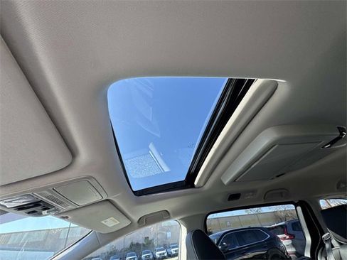 New 2026 Honda Odyssey Touring image 13