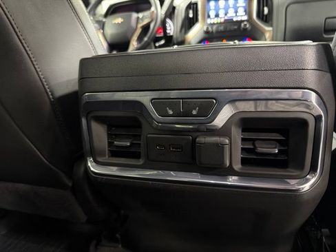 Used 2021 Chevrolet Silverado 1500 High Country RWD image 34
