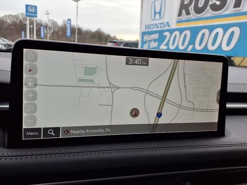 Used 2023 Genesis G70 2.0T image 18