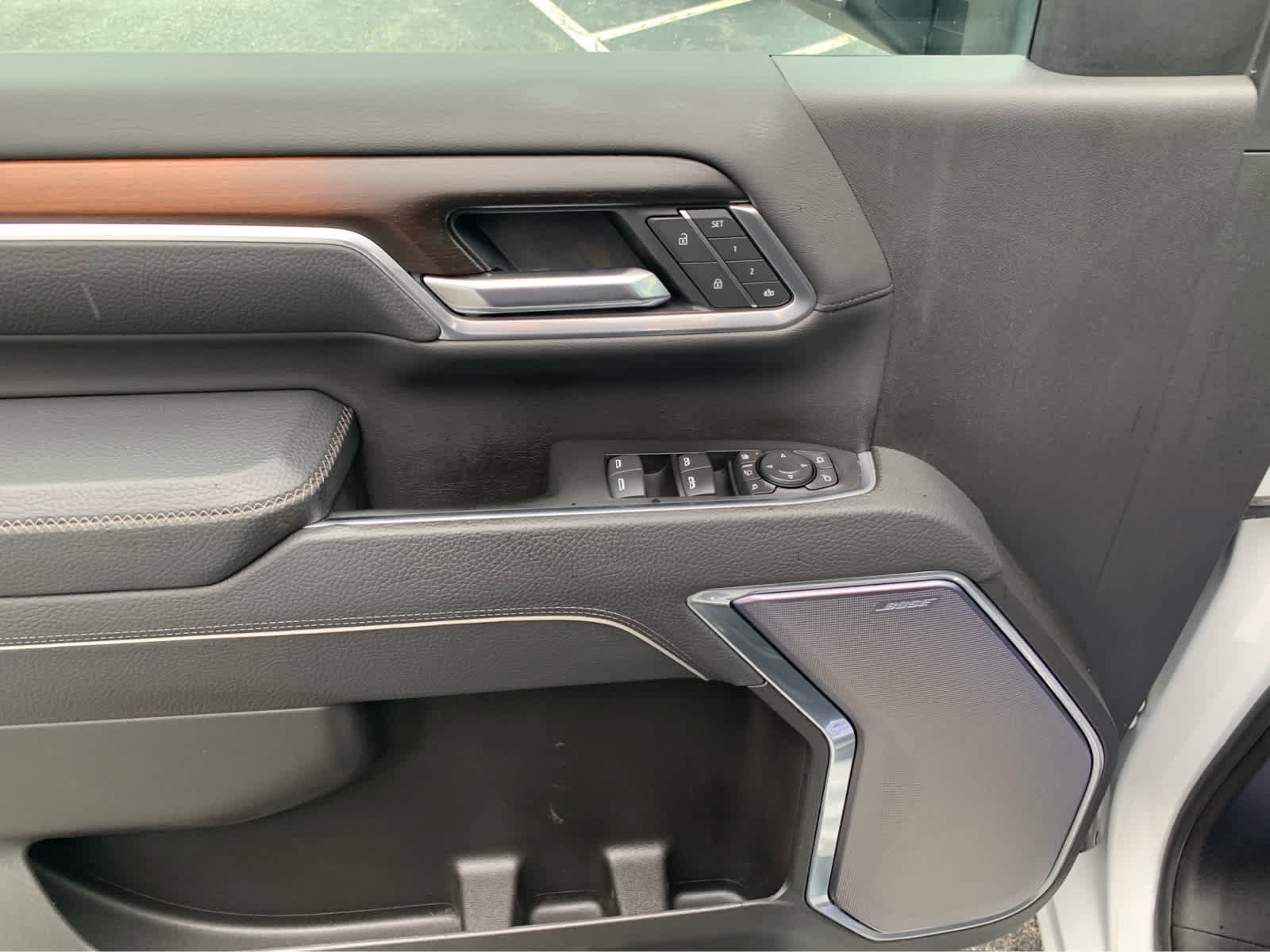 Used 2025 GMC Sierra 2500 Denali AWD/4WD image 13
