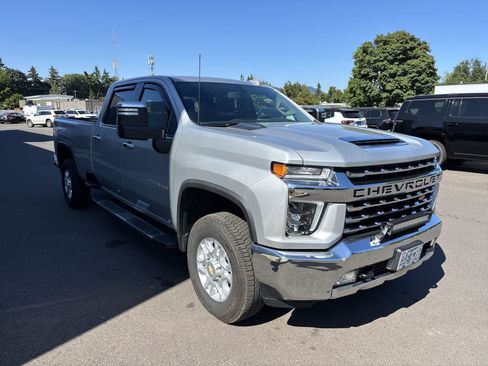 Used 2022 Chevrolet Silverado 3500 LTZ AWD/4WD image 6