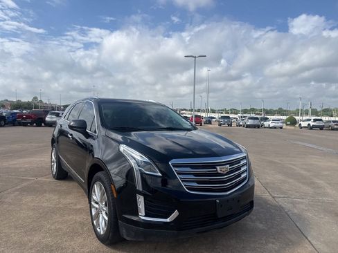 Used 2019 Cadillac XT5 Premium Luxury w/ Advanced Security Package image 2