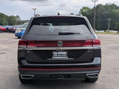 Used 2025 Volkswagen Atlas SE w/ Black Wheel Package AWD/4WD image 8