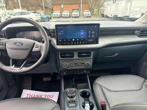 Used 2025 Ford Maverick Lobo image 31