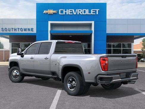 New 2026 Chevrolet Silverado 3500 LT AWD/4WD image 3