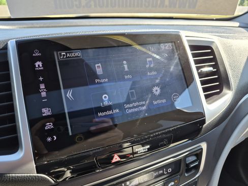 Used 2017 Honda Pilot EX-L image 43