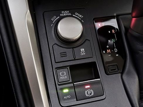 Used 2017 Lexus NX 200t FWD image 27