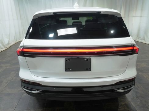Used 2026 Lincoln Nautilus Premier w/ Equipment Group 102A AWD/4WD image 4