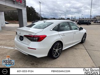 Used 2024 Honda Civic Touring video 3