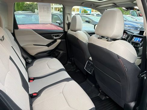 Used 2020 Subaru Forester Premium AWD/4WD image 13