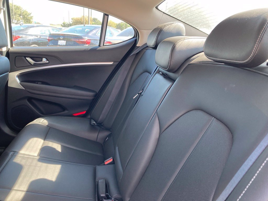 Used 2026 Genesis G70 2.5T AWD/4WD image 11