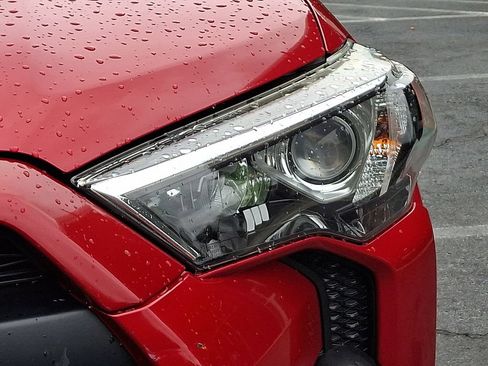 Used 2017 Toyota 4Runner TRD Pro AWD/4WD image 9