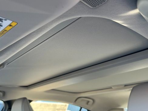 New 2026 Toyota Prius XLE image 28