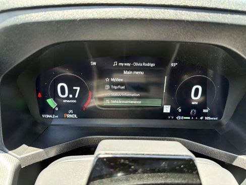 Certified 2025 Ford Explorer ST-Line RWD image 27