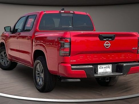 Certified 2026 Nissan Frontier SV w/ Tow Package AWD/4WD image 11