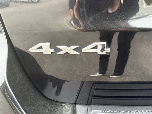 Used 2015 Jeep Grand Cherokee Laredo w/ Quick Order Package 23E image 9