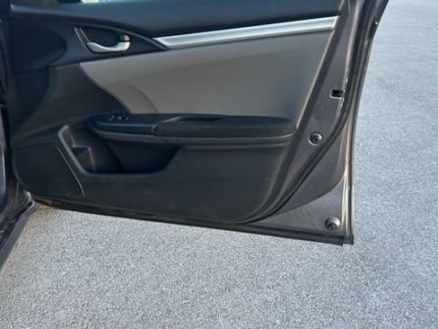 Used 2018 Honda Civic LX image 39