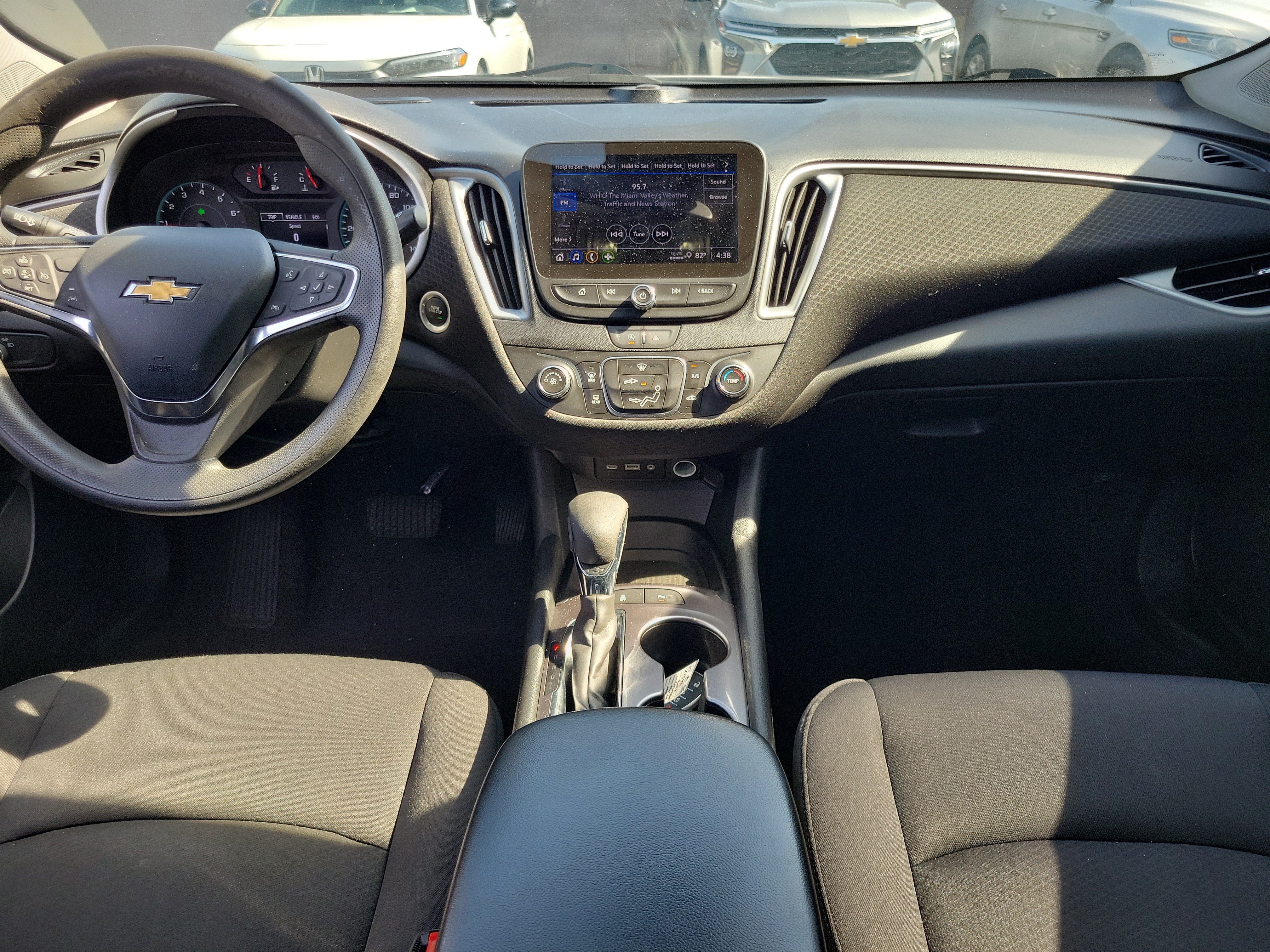 Used 2024 Chevrolet Malibu LS FWD image 9