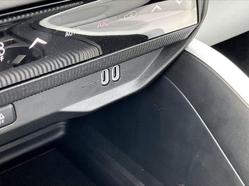 New 2026 Jeep Cherokee Limited AWD/4WD image 18