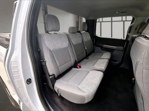 Used 2022 Ford F150 XLT w/ Trailer Tow Package image 28