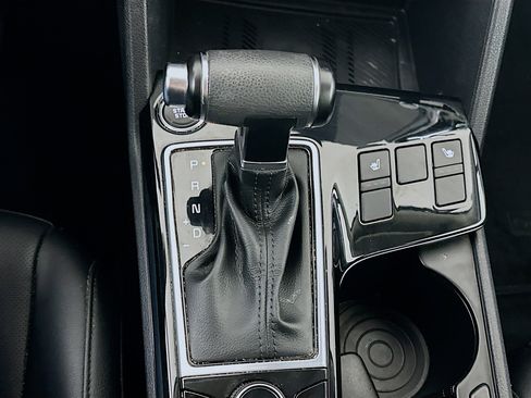 Used 2023 Kia Sportage EX image 25