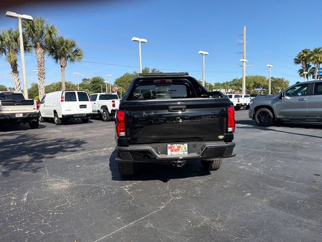 New 2026 Chevrolet Colorado Z71 w/ Midnight Edition AWD/4WD image 12