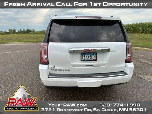 Used 2016 GMC Yukon XL Denali w/ Open Road Package AWD/4WD image 7