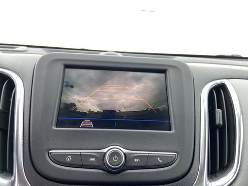 Used 2021 Chevrolet Equinox LT FWD image 36