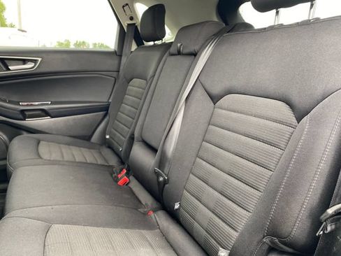 Used 2018 Ford Edge SEL w/ Safe & Smart Package AWD/4WD image 22