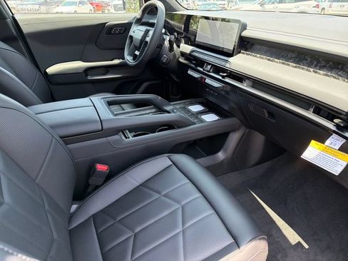 New 2027 Kia Telluride SX Prestige X-Pro AWD/4WD image 21