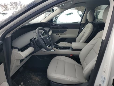 New 2026 Lincoln Nautilus Premier image 10