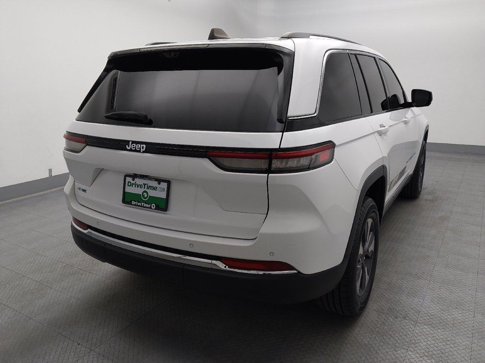 Used 2022 Jeep Grand Cherokee Limited 4xe w/ Luxury Tech Group II AWD/4WD image 7
