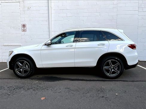 Used 2021 Mercedes-Benz GLC 300 GLC 300 image 2