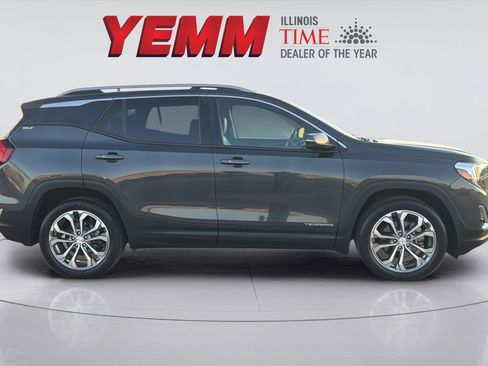 Used 2018 GMC Terrain SLT w/ Preferred Package FWD image 16