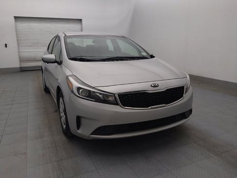 Used 2017 Kia Forte LX w/ LX Popular Package image 14
