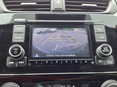 Used 2021 Honda CR-V LX image 17