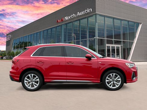 Used 2023 Audi Q3 2.0T Premium w/ Convenience Package AWD/4WD image 7