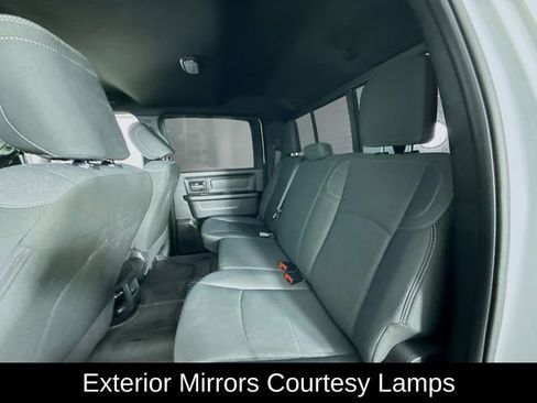 Used 2024 RAM 2500 Tradesman w/ Chrome Appearance Group image 23