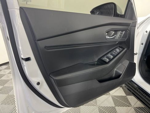 Used 2024 Honda Accord Touring image 10