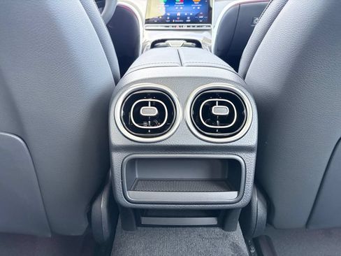 New 2026 Mercedes-Benz C 300 4MATIC Sedan image 13