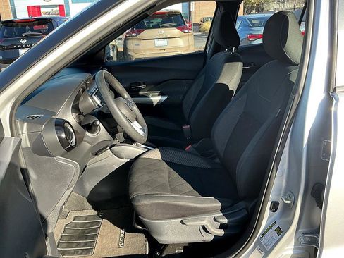Used 2020 Nissan Kicks SV image 12